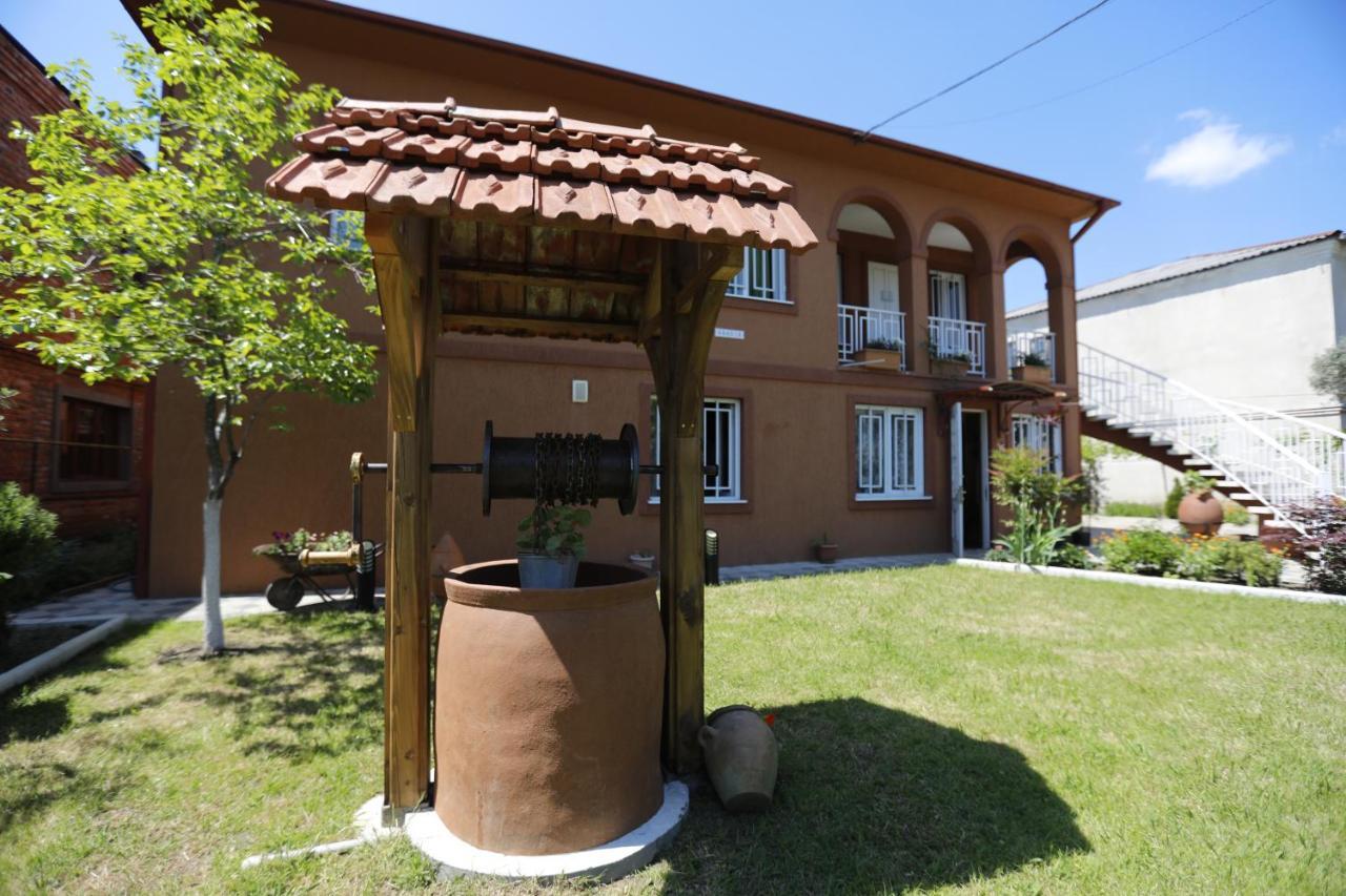 Casa De Khasia Zugdidi Exterior photo