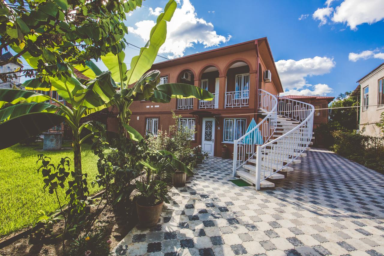 Casa De Khasia Zugdidi Exterior photo
